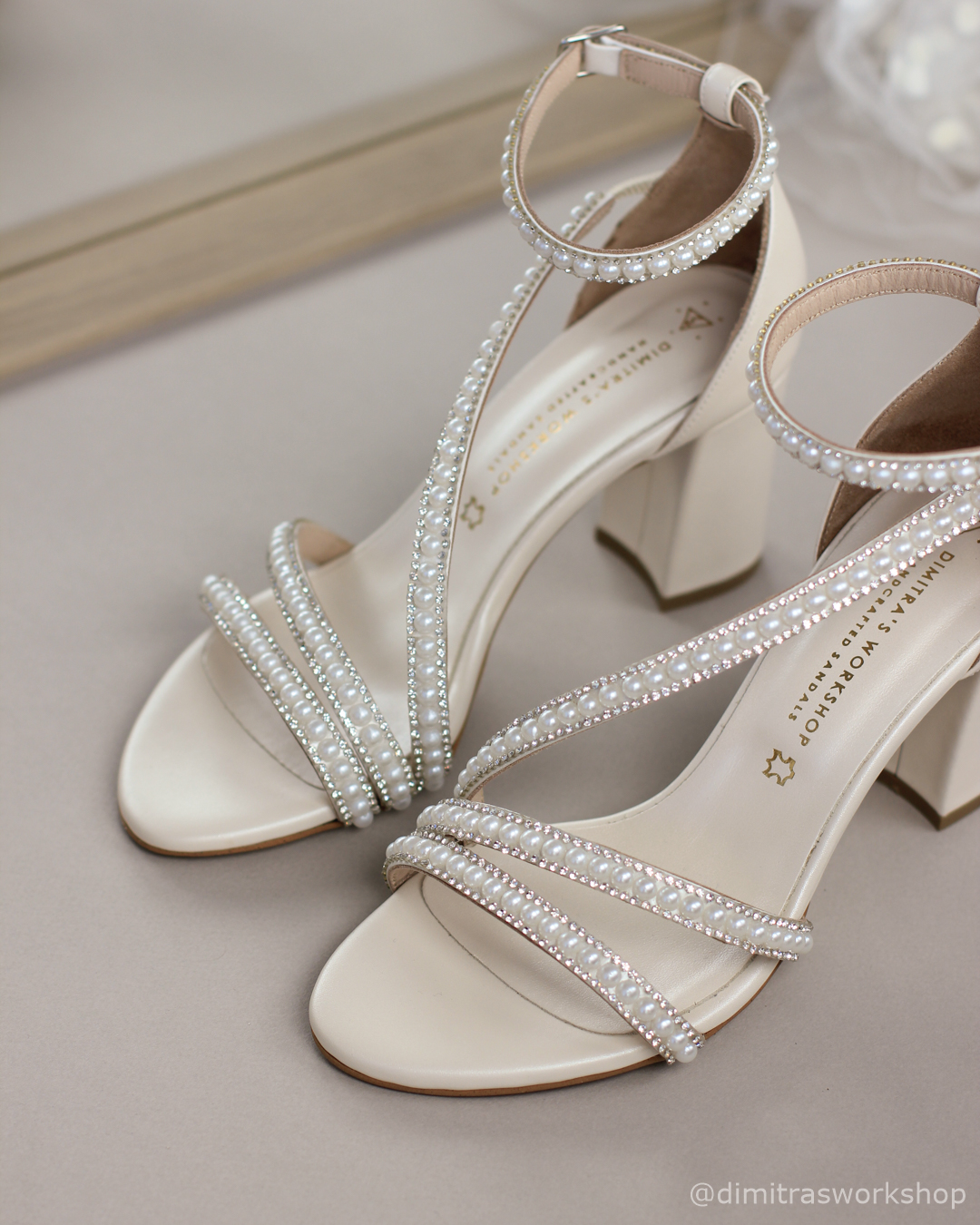 Diana Stardust Ιβουάρ Νυφικό Δερμάτινο Πέδιλο με Στρας & Πέρλες